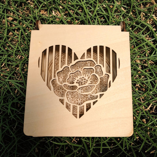 Boîte cœur coquelicot