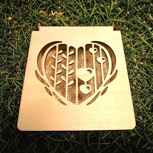 Boîte cœur couronné