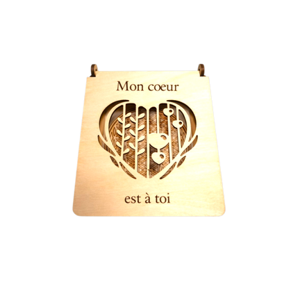 Boîte cœur couronné