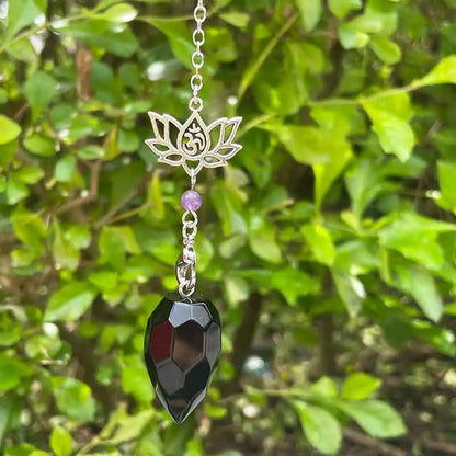 Pendule en pierre naturelle "Lotus & Om "